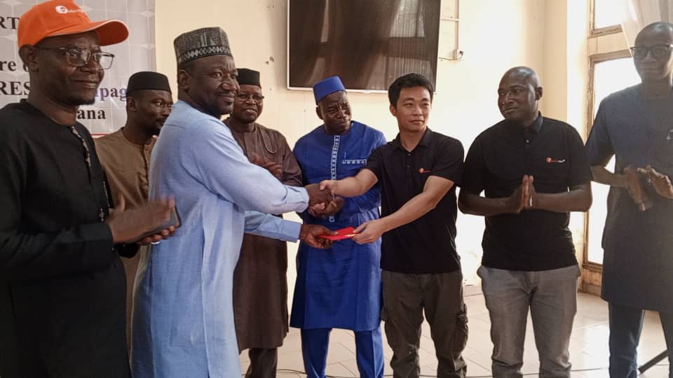 17a725c0 B806 4589 8ef7 Adf28c14a03f